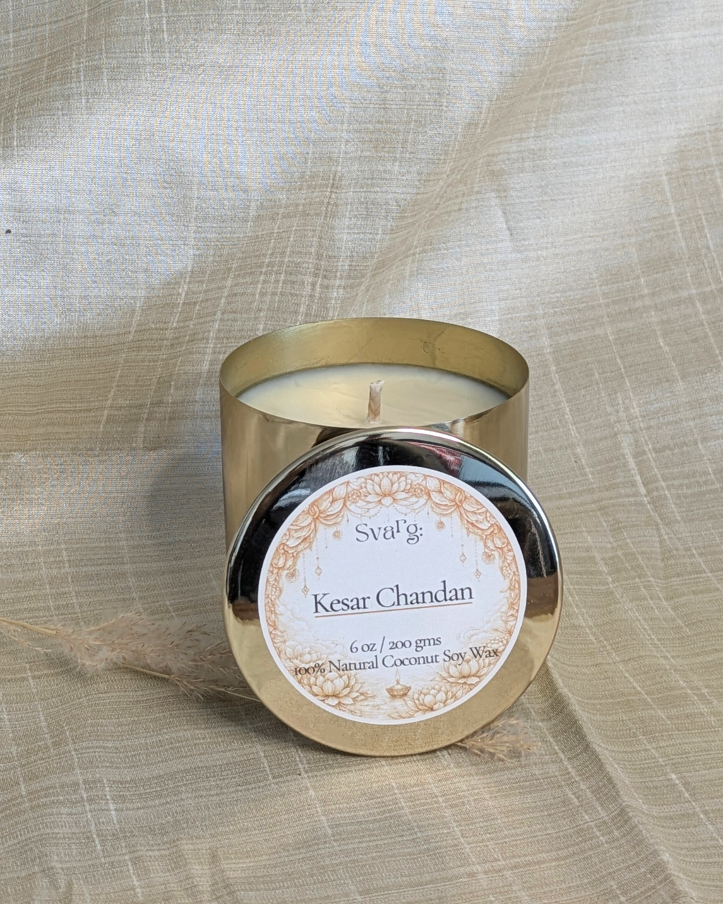 SVARG: KESAR CHANDAN CANDLE