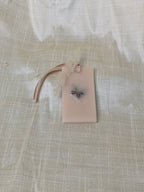 SVARG: SANDALWOOD WAX SACHETS