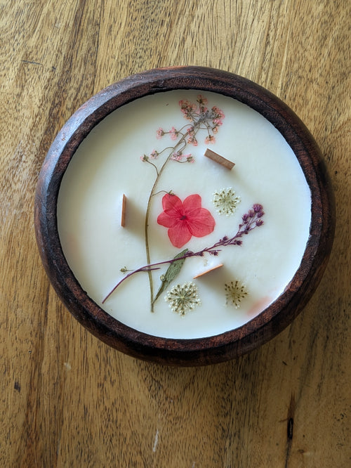 SVARG: BOTANICAL ART CANDLES