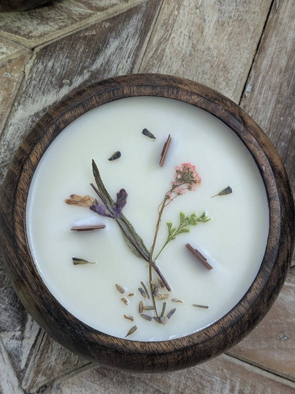SVARG: BOTANICAL ART CANDLES