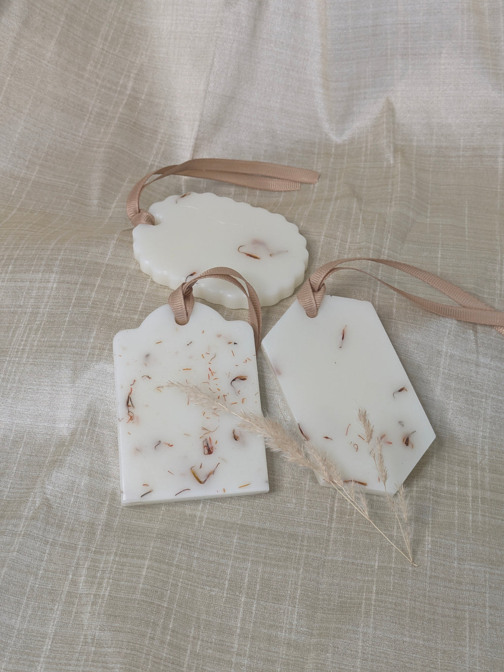 SVARG: OUDH WAX SACHETS