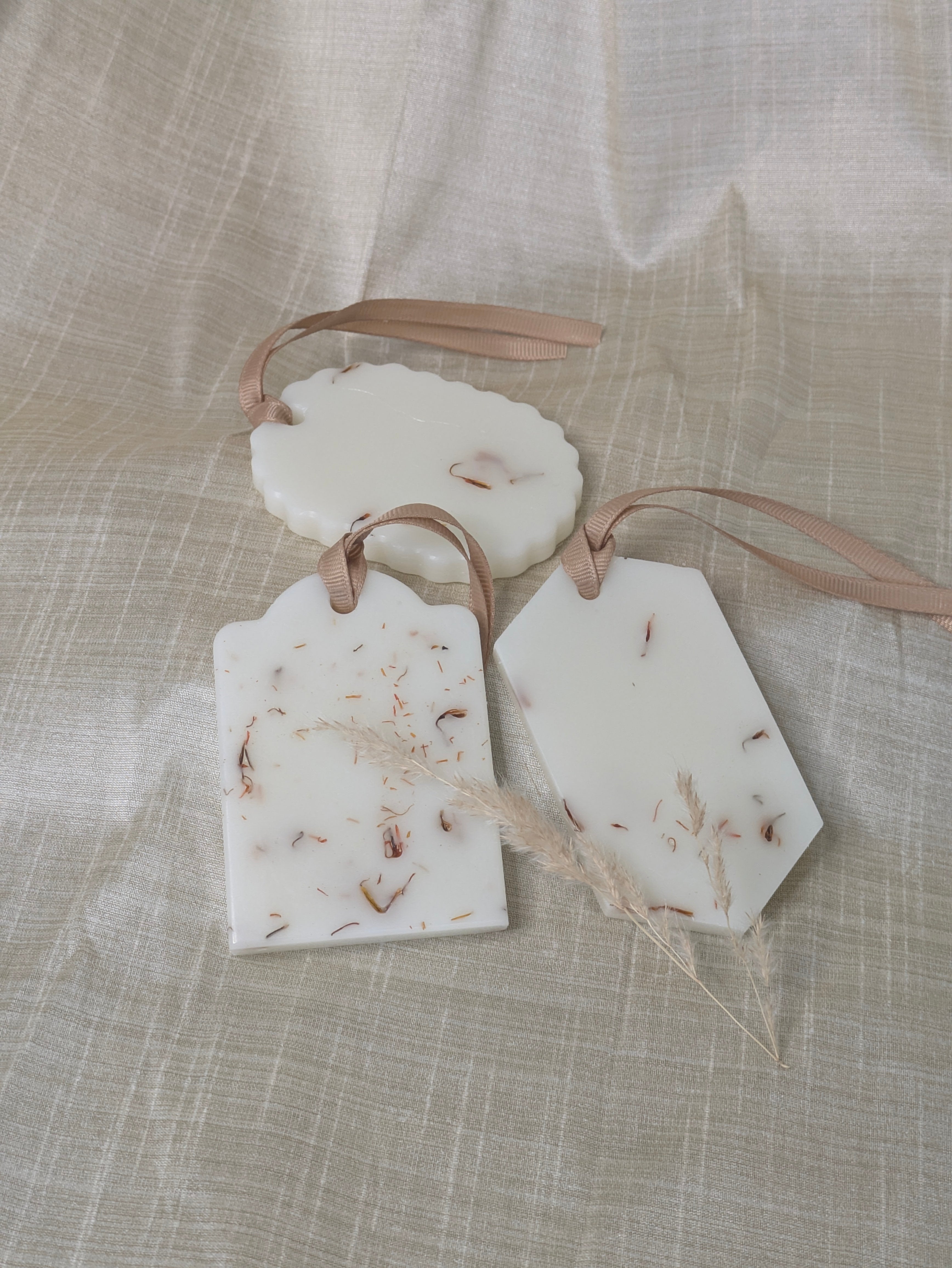 SVARG: OUDH WAX SACHETS
